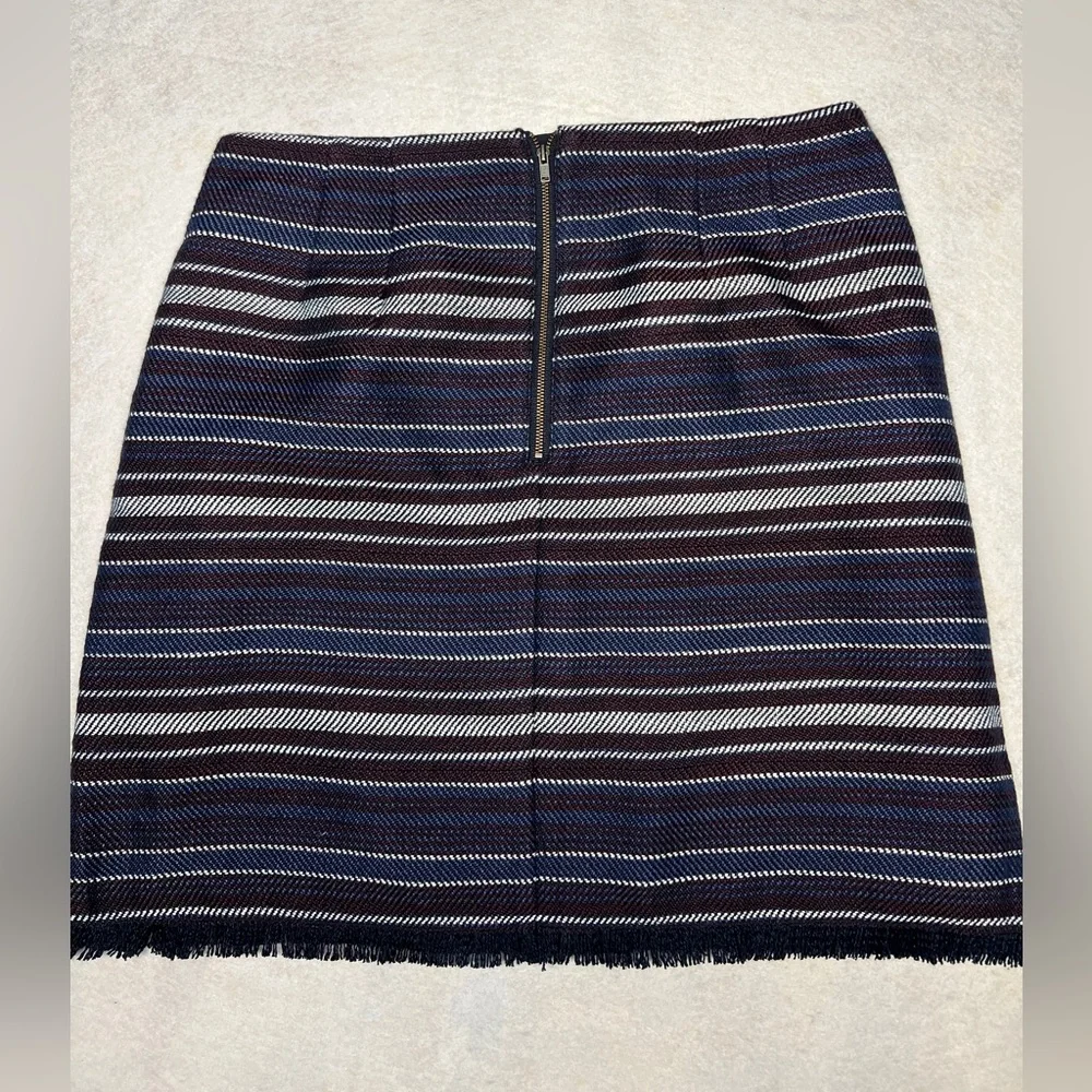 NWOT LOFT Outlet Size 10 Multicolored Frayed Hem Tapestry Mini Skirt‎